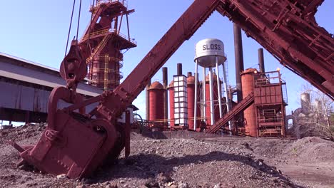 The-abandoned-Sloss-Furnaces-in-Birmingham-Alabama-show-a-slice-of-America's-industrial-past-2