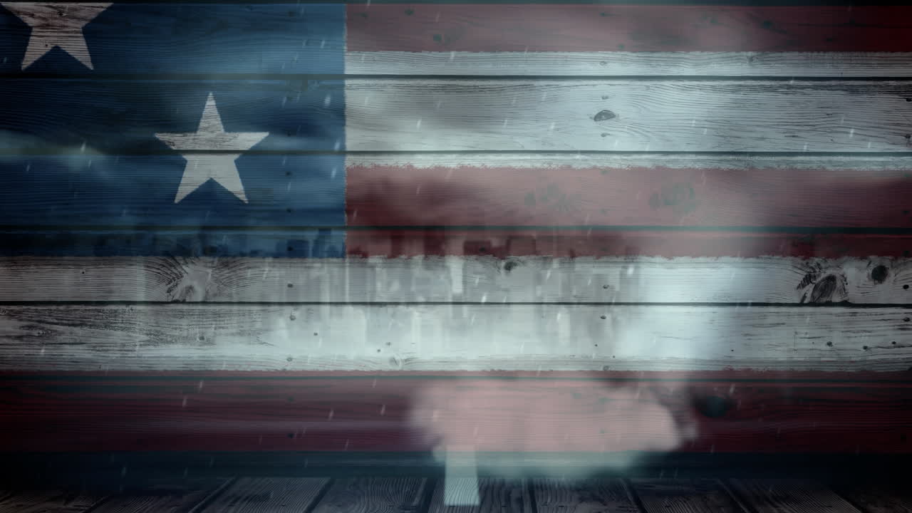 bandera estadounidense y tornado