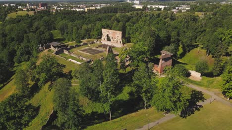 vilande is a small town in estonia