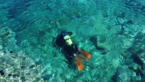 Diver-underwater-Drone-top-shot