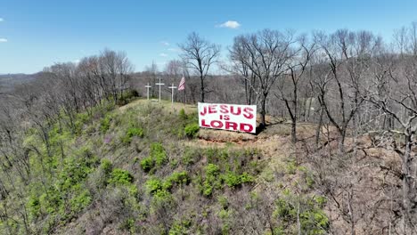 Jesus-is-Lord-sign-with-crosses-in-Elizabethton-Tennessee