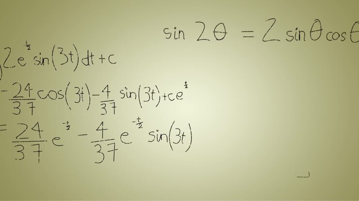 Animation of handwritten mathematical formulae over green background