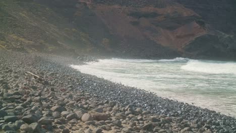 lanzarote's coastal adventure: surfing the waves