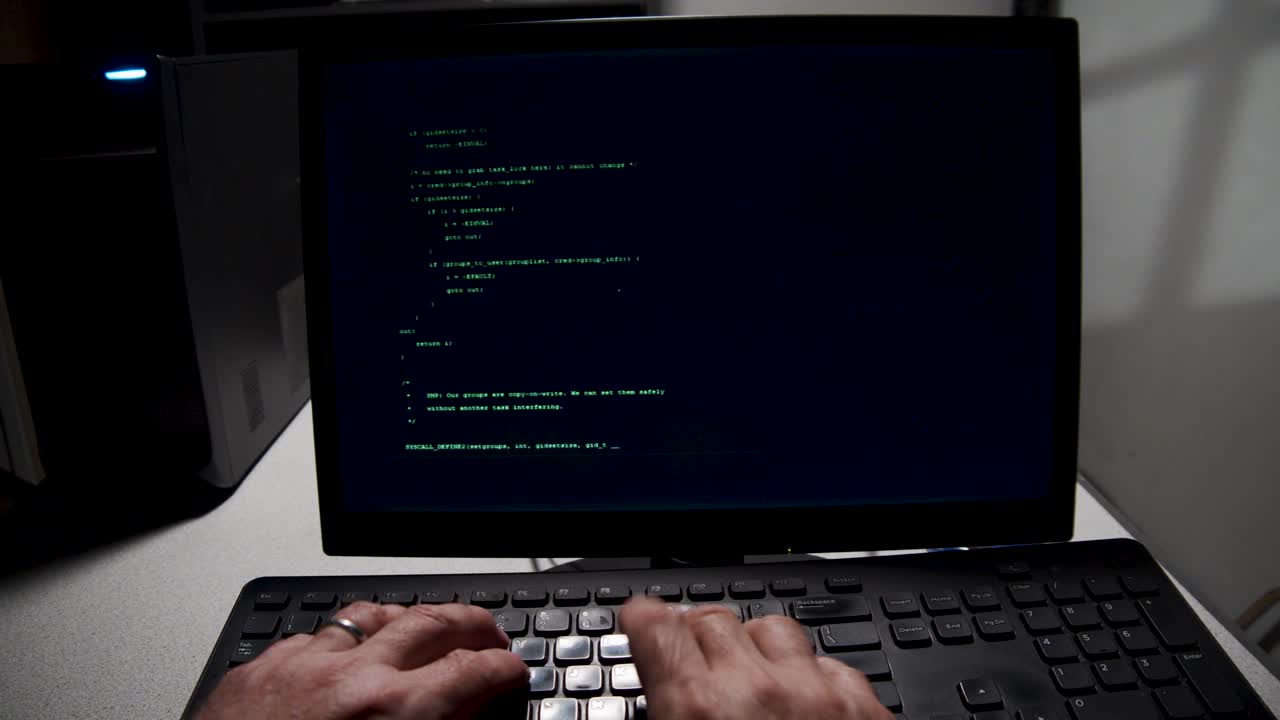 tipo de manos en código de computadora