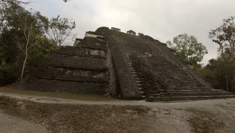 Maya-Ruinen-In-Tikal-In-Guatemala