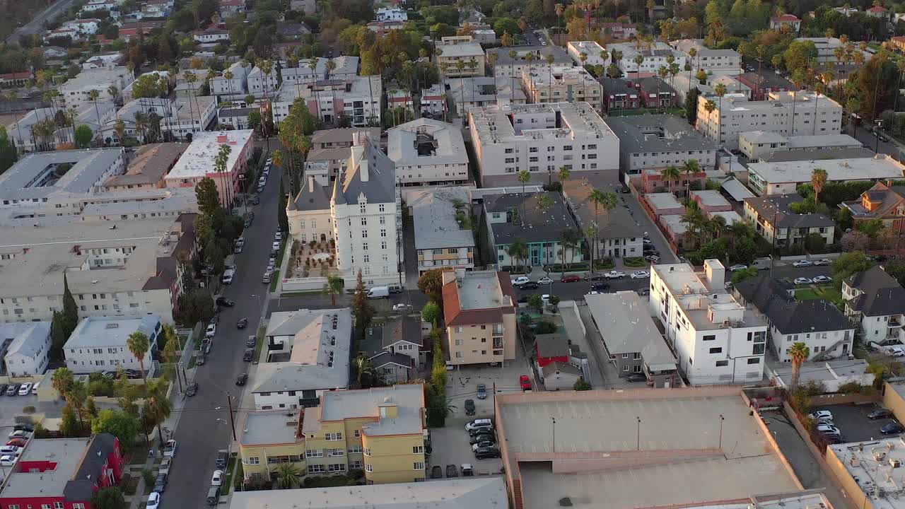 공중, 거리 및 이웃, 무인 항공기보기