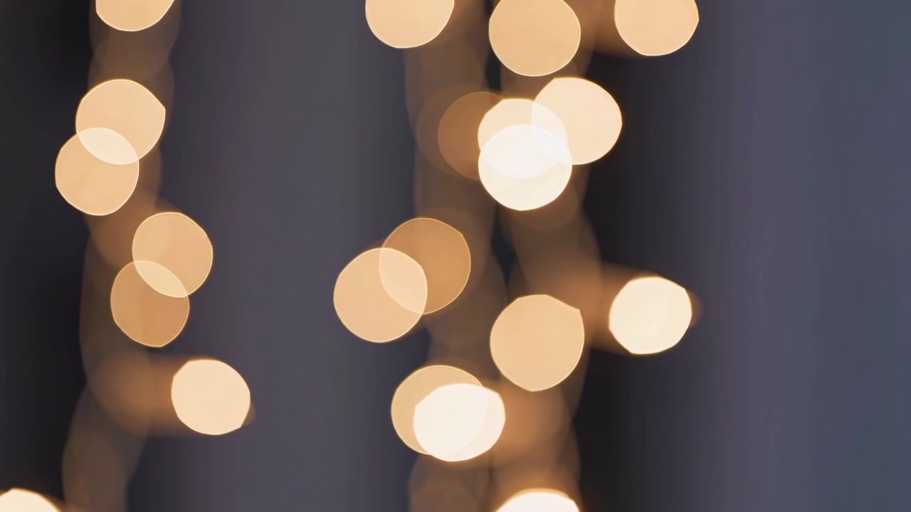 Sfondo astratto con luci bokeh calde e luminose