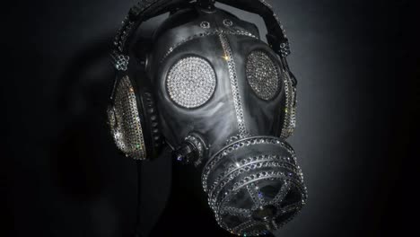 sparklehead gasmask 4k 04