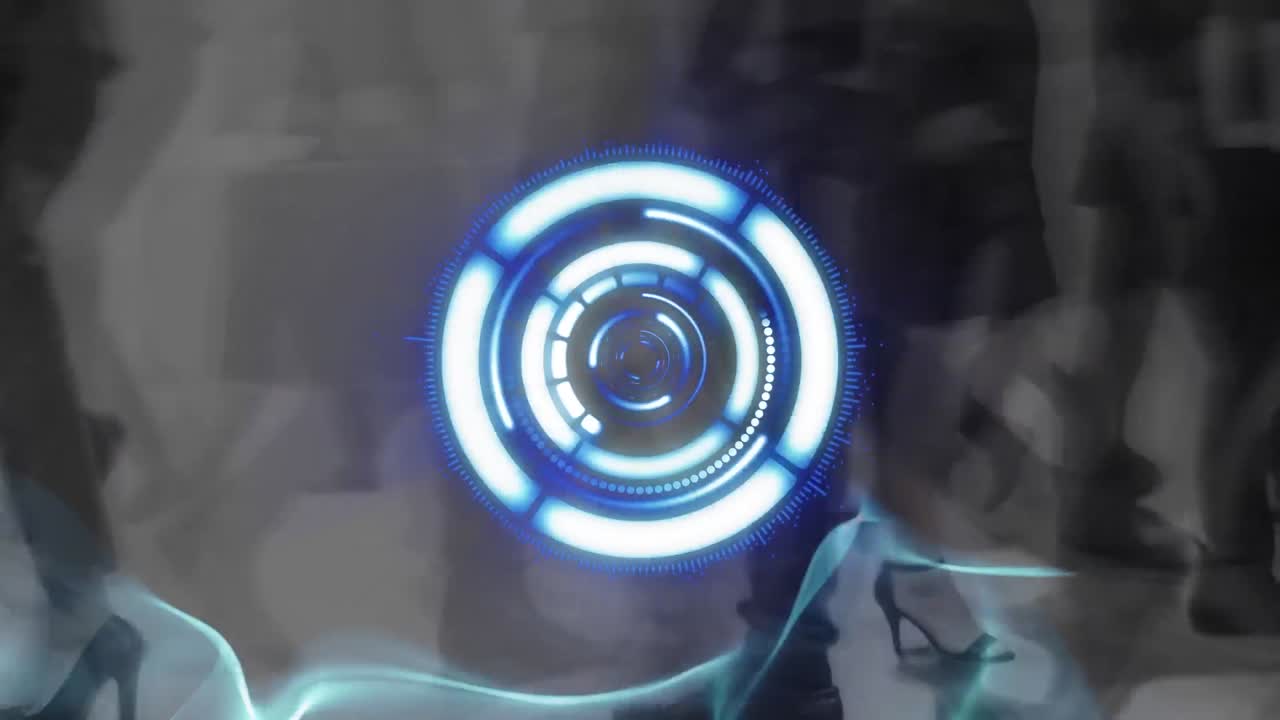 animación del procesamiento de datos financieros sobre personas de negocios caminando