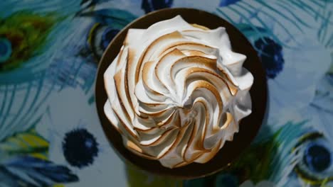 elegant meringue dessert