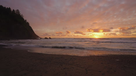 Playa-Paradisíaca-Al-Atardecer