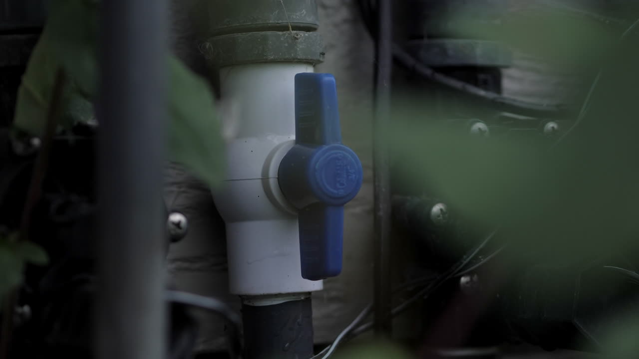 válvula manual de apertura y cierre en el colector del sistema de rociadores