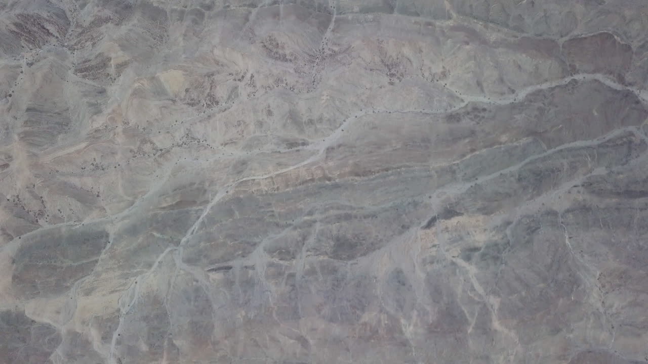 vista aérea de arriba hacia abajo de la tierra de goanikontes