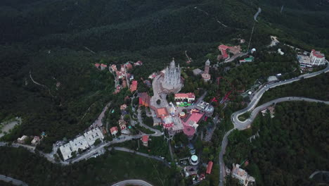 Aerial-View-Of-Sagrado-Corazón-Templo-Of-Mount-Tibidabo-En-Barcelona,-Spain-1