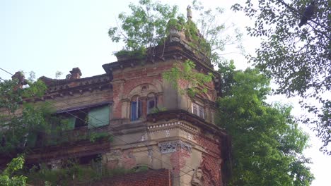 casas peligrosas hay muchas de esas casas en el norte de kolkata