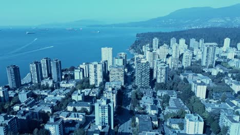 Vancouver-Centro-De-Davie-Village-Sobrevuelo-Aéreo-Carreras-De-Lanchas-Motoras-En-El-Puerto-Con-Vistas-A-English-Bay-Stanley-Park-Apartamentos-Más-Populares-Junto-A-Las-Playas-En-El-Valle-De-La-Montaña-City2-3