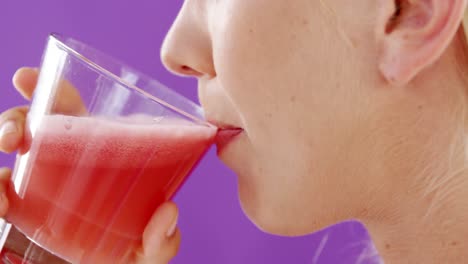 Beautiful-woman-drinking-smoothie