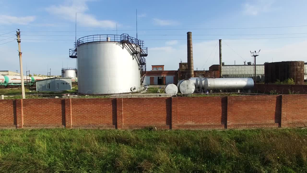 산업용 석유 정제 시설