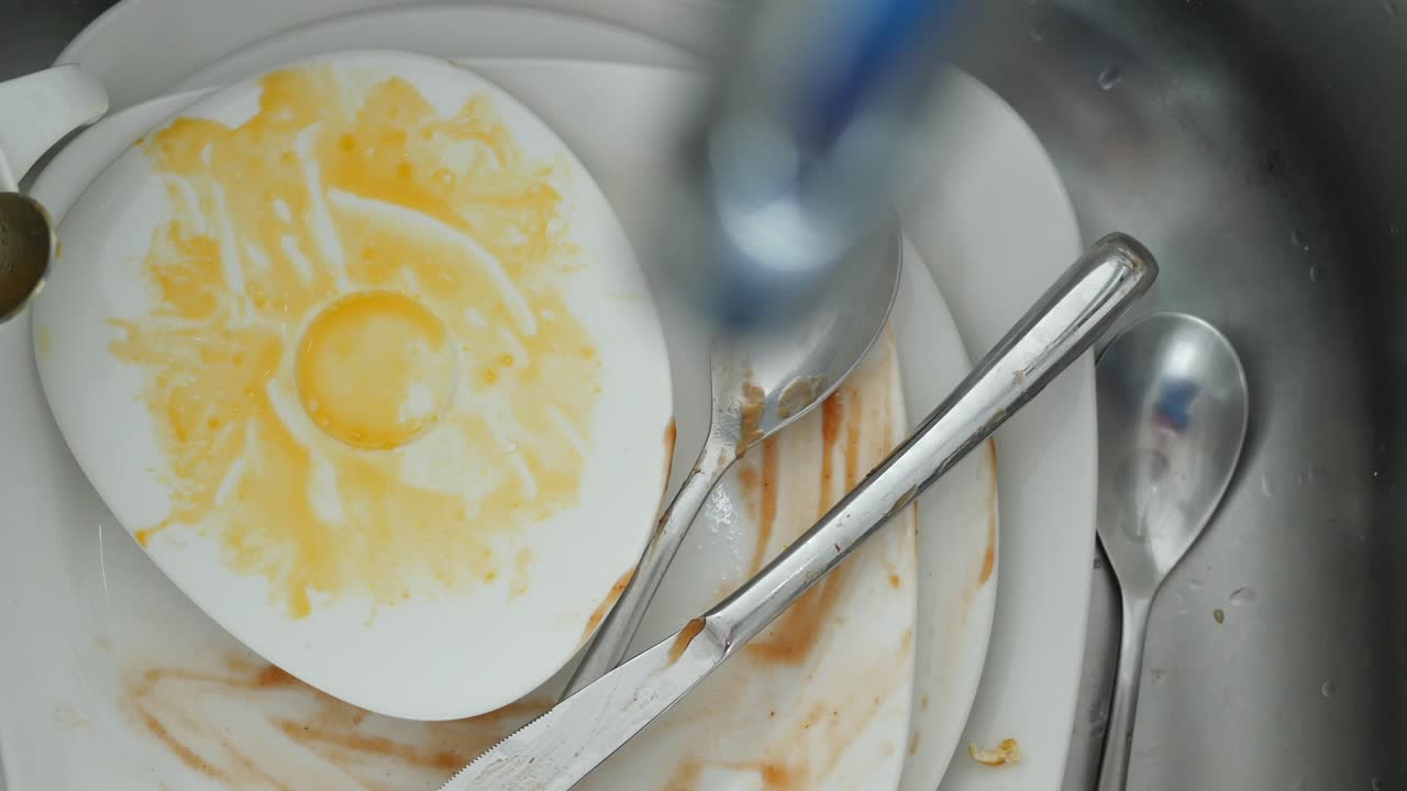 Dirty dishes in the sink