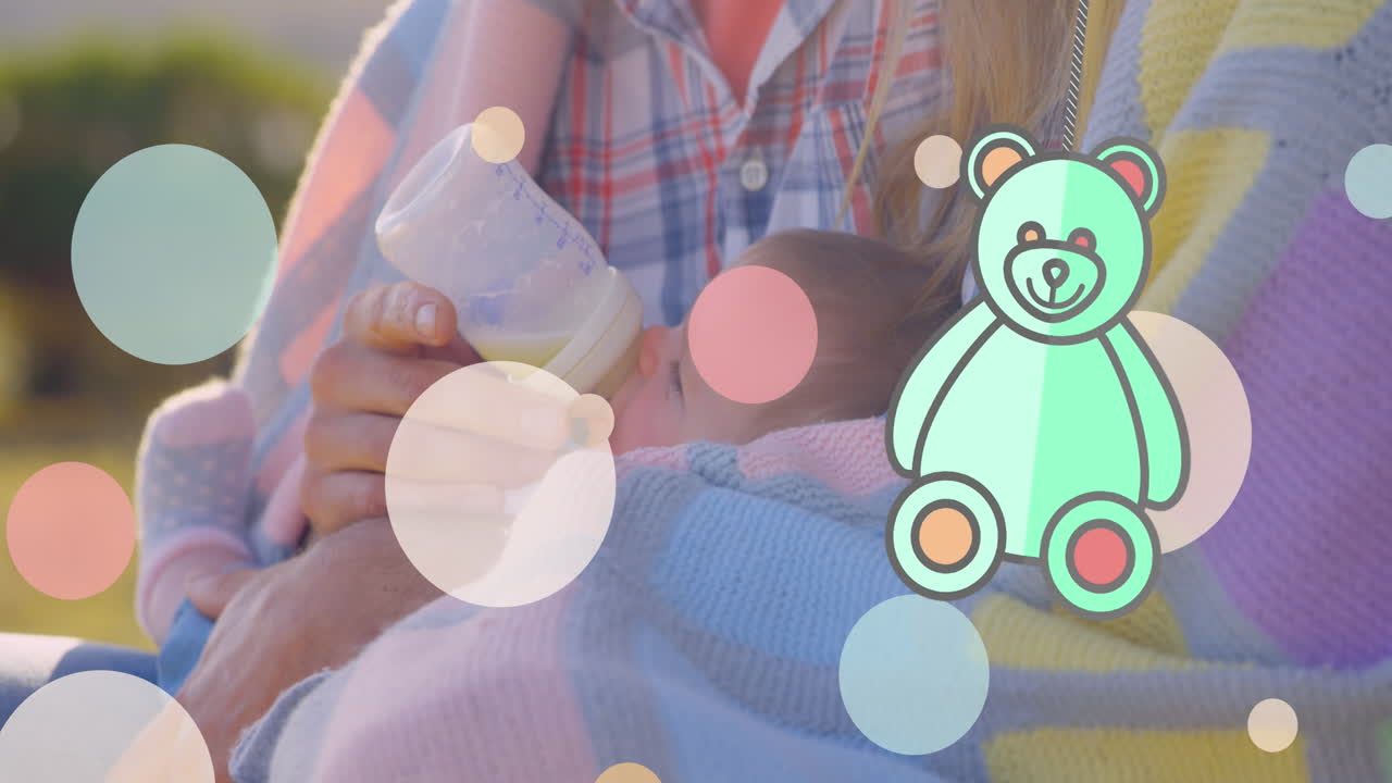 아기와 함께 백인 어머니에 대한 스 ⁇ 의 애니메이션