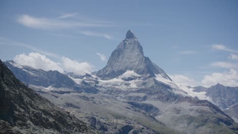 la cordillera del matterhorn en suiza