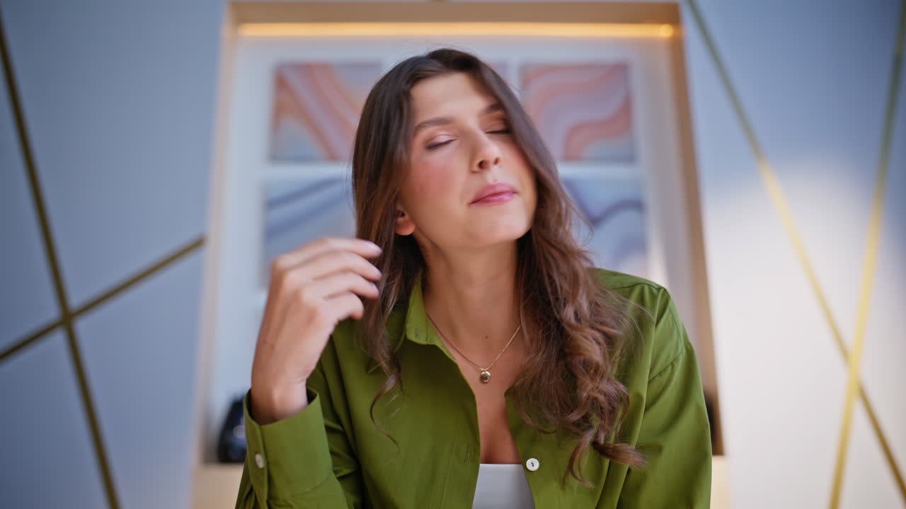 retrato de una mujer morena