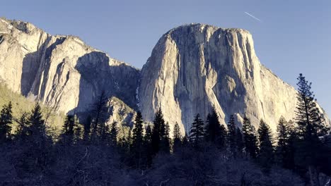 Pfanne-Von-El-Capitan-Im-Yosemite-Nationalpark