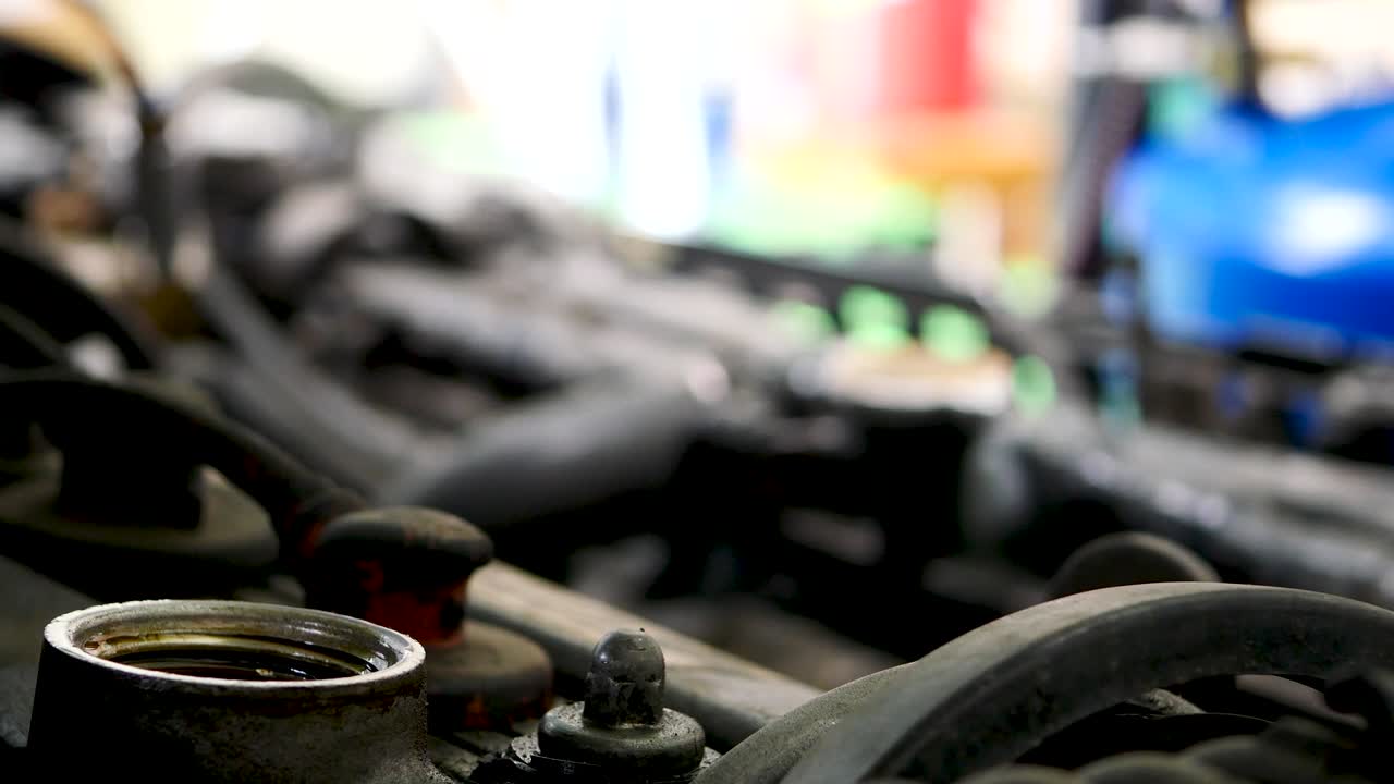 전문적인 기계 정비 자동차