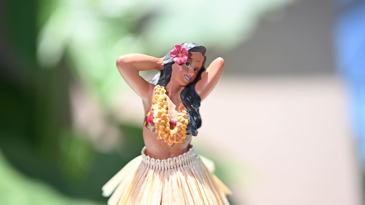 juguete clásico de hula asociado con hawaii y las islas del pacífico