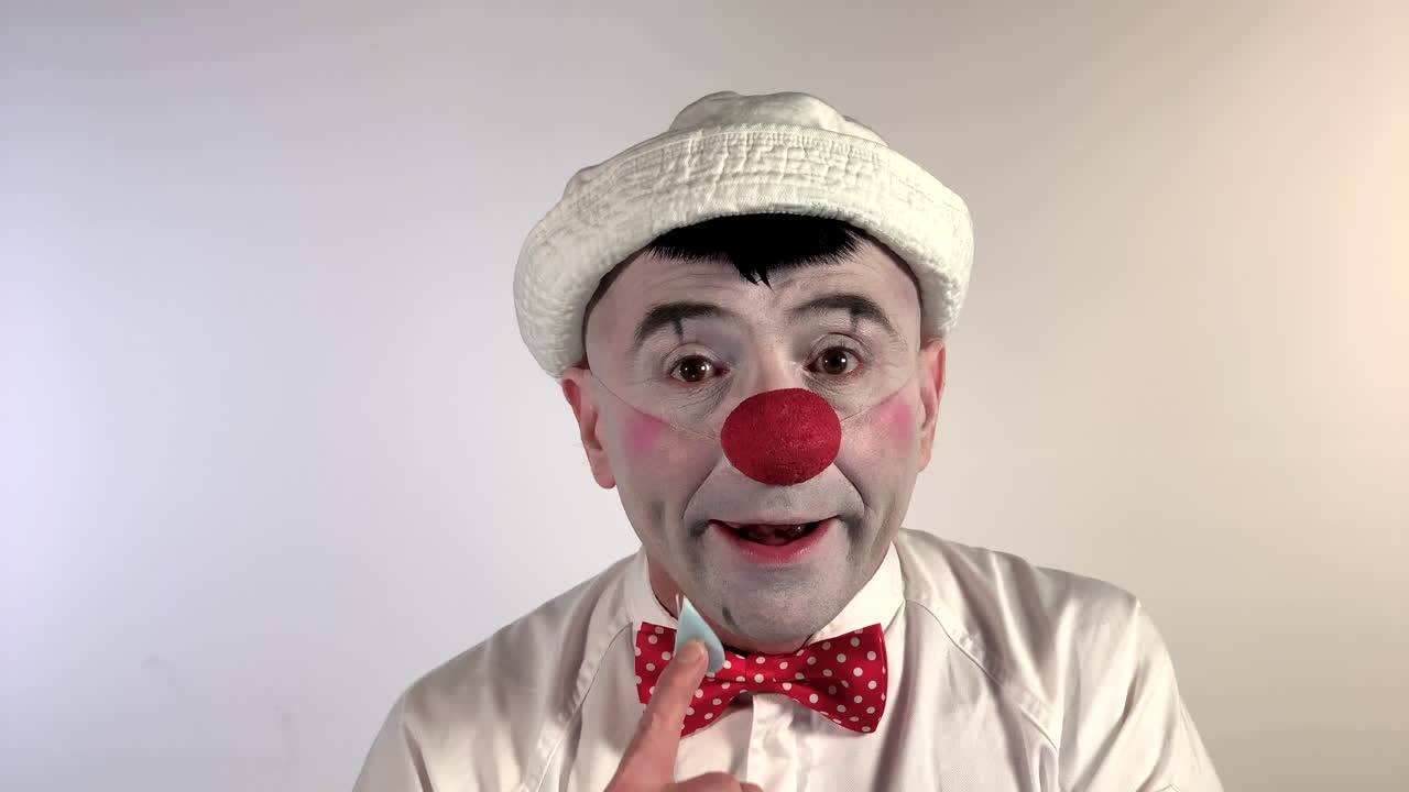 payaso emoji - cara saboreando comida y cara babeando