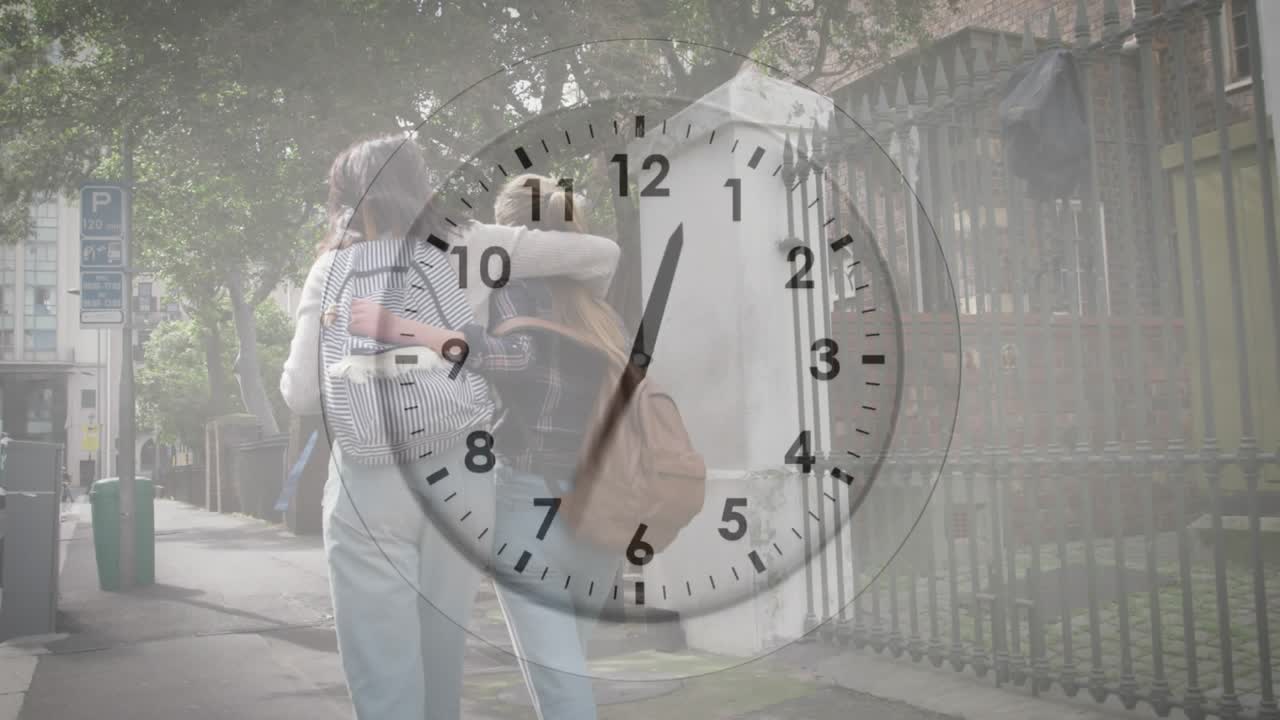 Dua teman remaja bertemu di trotoar dan berpelukan, dengan overlay jam yang berputar untuk menekankan pentingnya kesehatan.