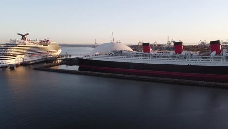 Aerial-shot-of-docking-Queen-Mary