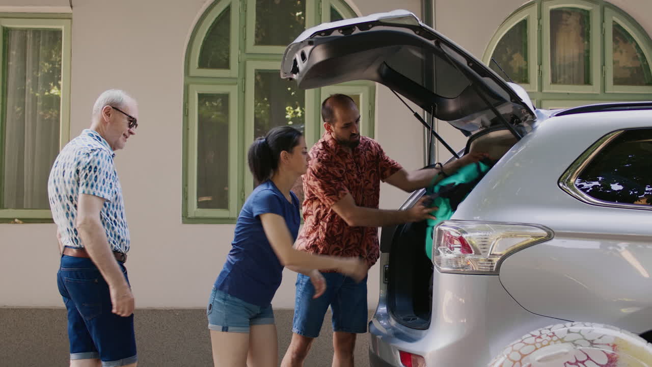 Family Packing Car for Vacation
