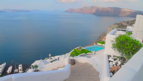 tracking past steps in santorini