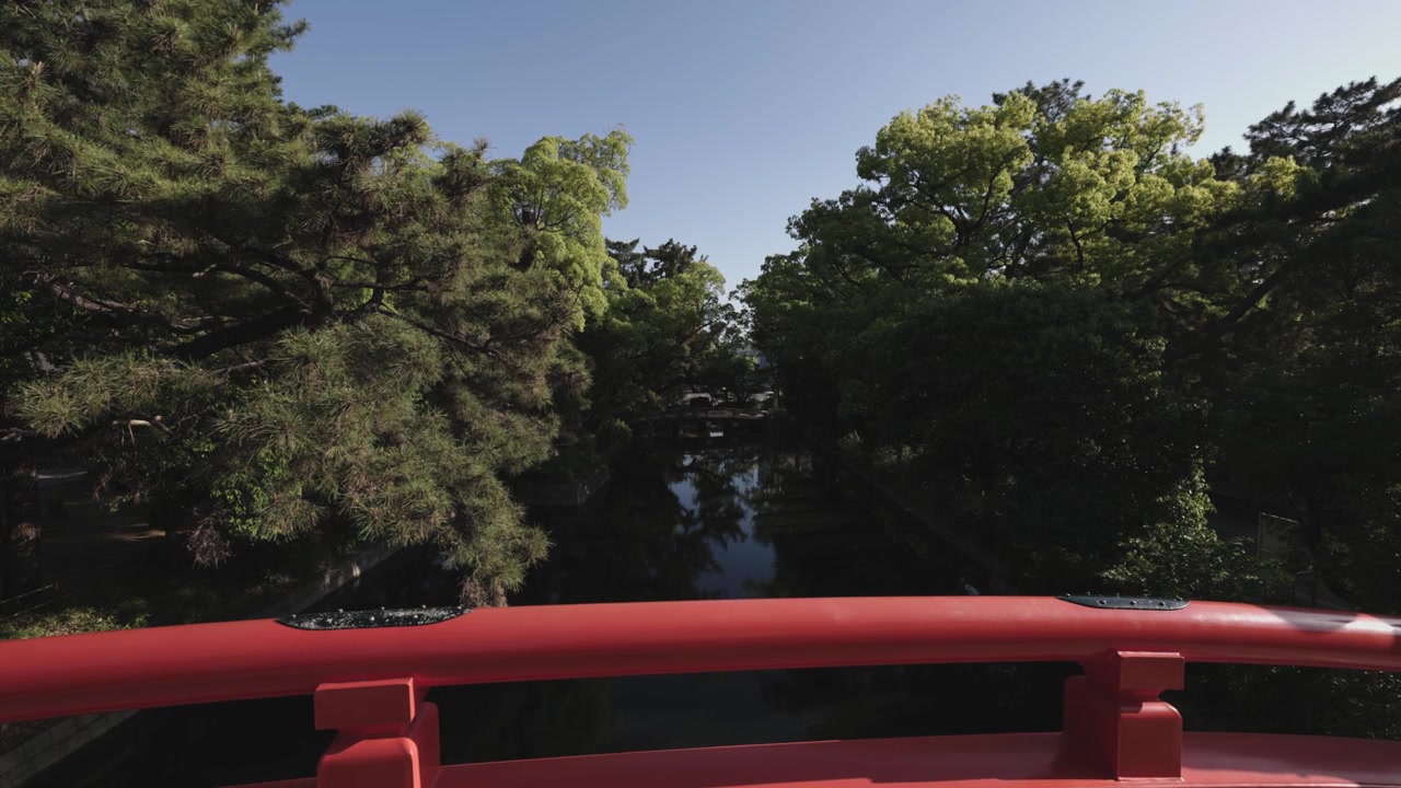 Ringhiera rossa, vista dal Ponte Sorihashi a Sumiyoshi, Osaka