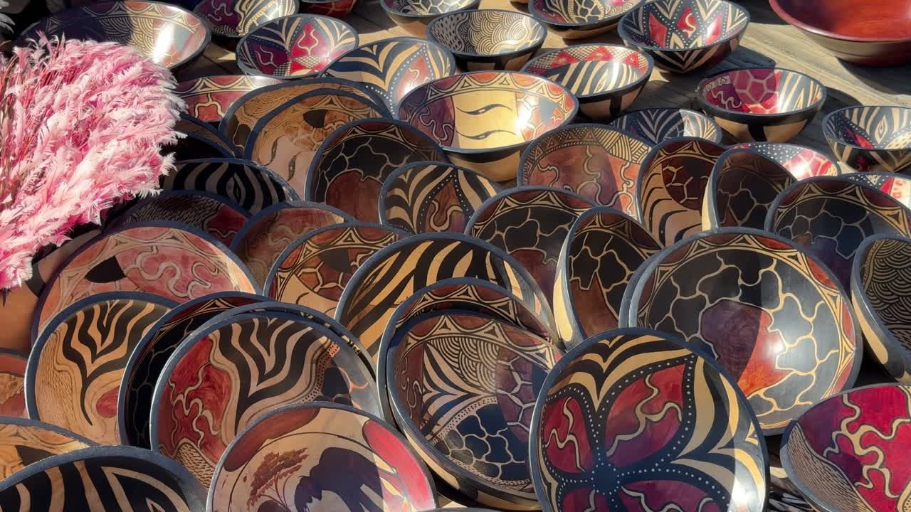 African curios sold at the market