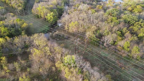 High-Voltage-Power-Line-Electricity-Cables-in-Midwest,-America,-Aerial