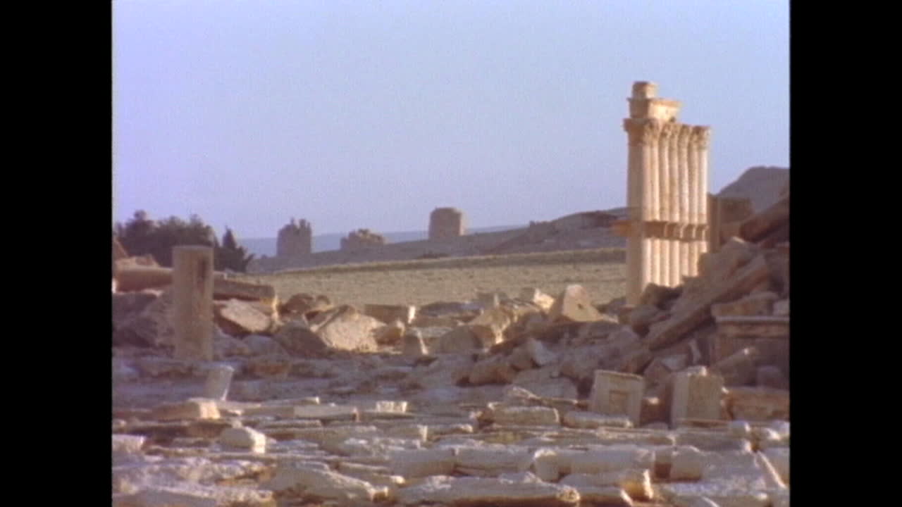 Scene di Palmira (Tadmor), Siria, nel 1996 4