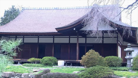 Shofuso-Japanese-house-in-Fairmount-Park,-Philadelphia