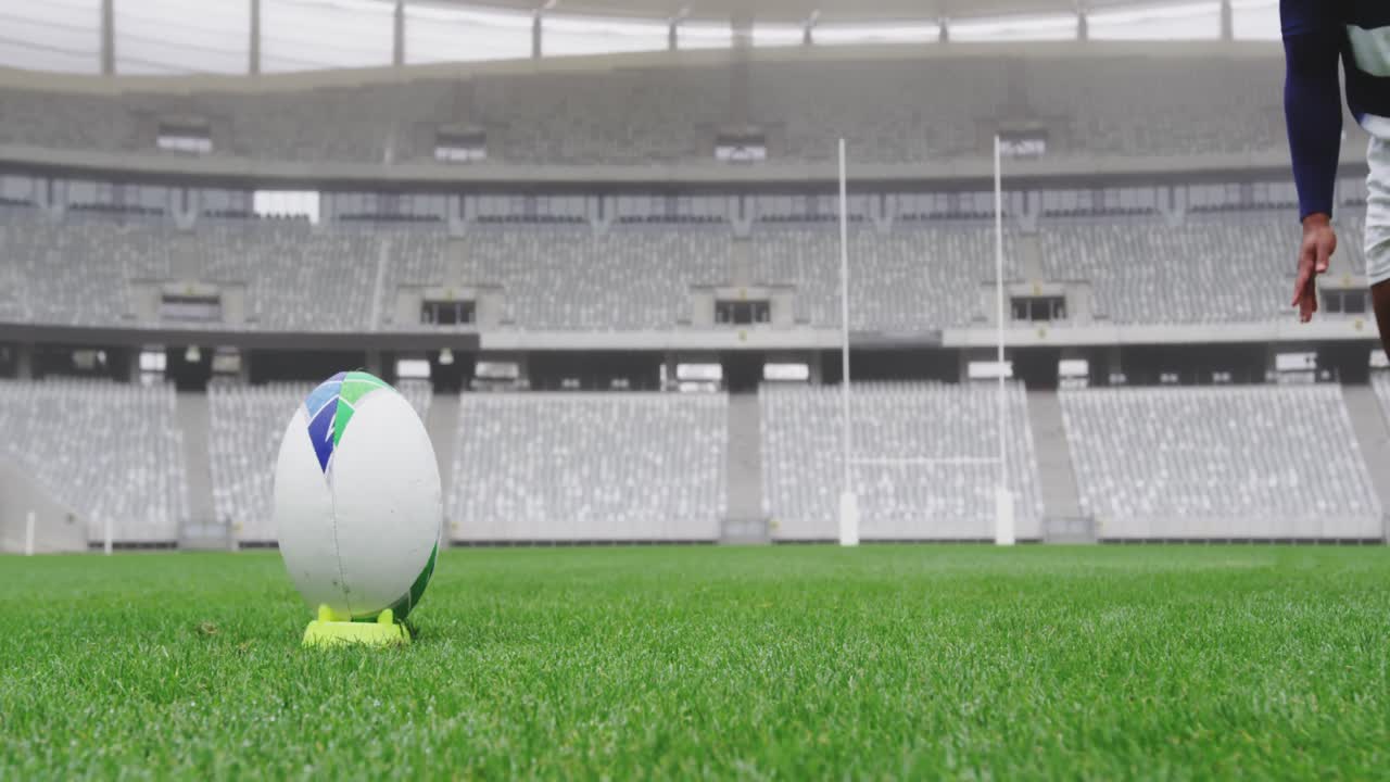 4k 스타디움에서 럭비 경기를 하는 럭비 선수