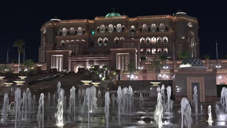 emirates palace abu dhabi at night