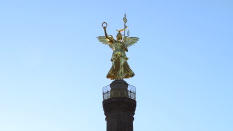 close up of victory column berlin