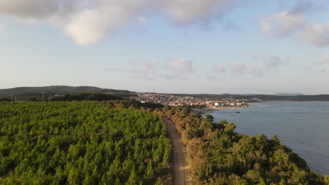 Vista-Aérea-De-La-Costa-Del-Océano-Del-Mar