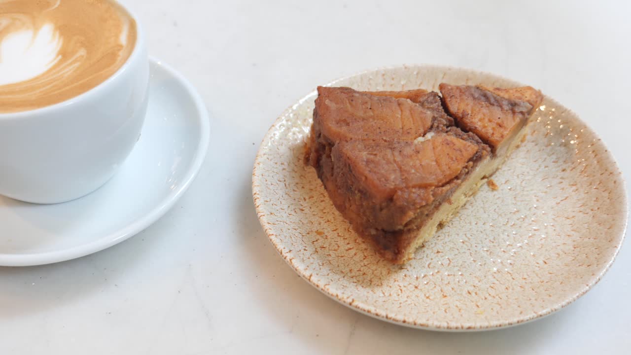 Upside-down cake and coffee