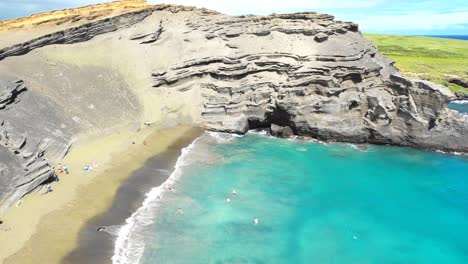 Green-Sand-Beach