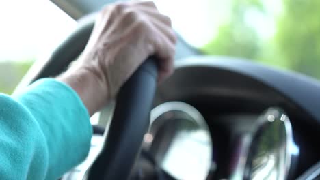 hands-on-steering-wheel-driving-vehicle