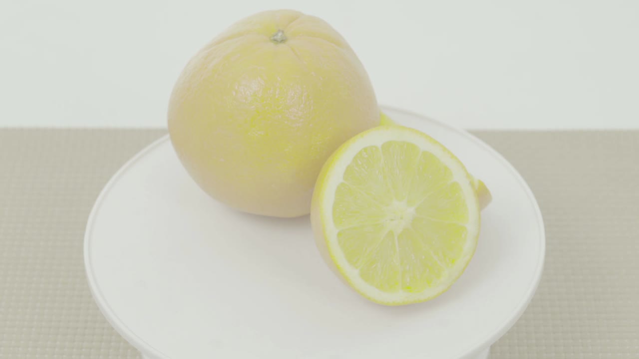 신선한 오렌지 회전, 분류되지 않은