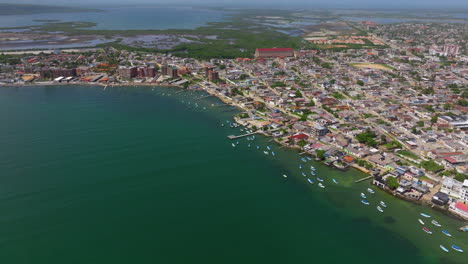 vista aérea de chichiriviche, ciudad costera en falcon, venezuela