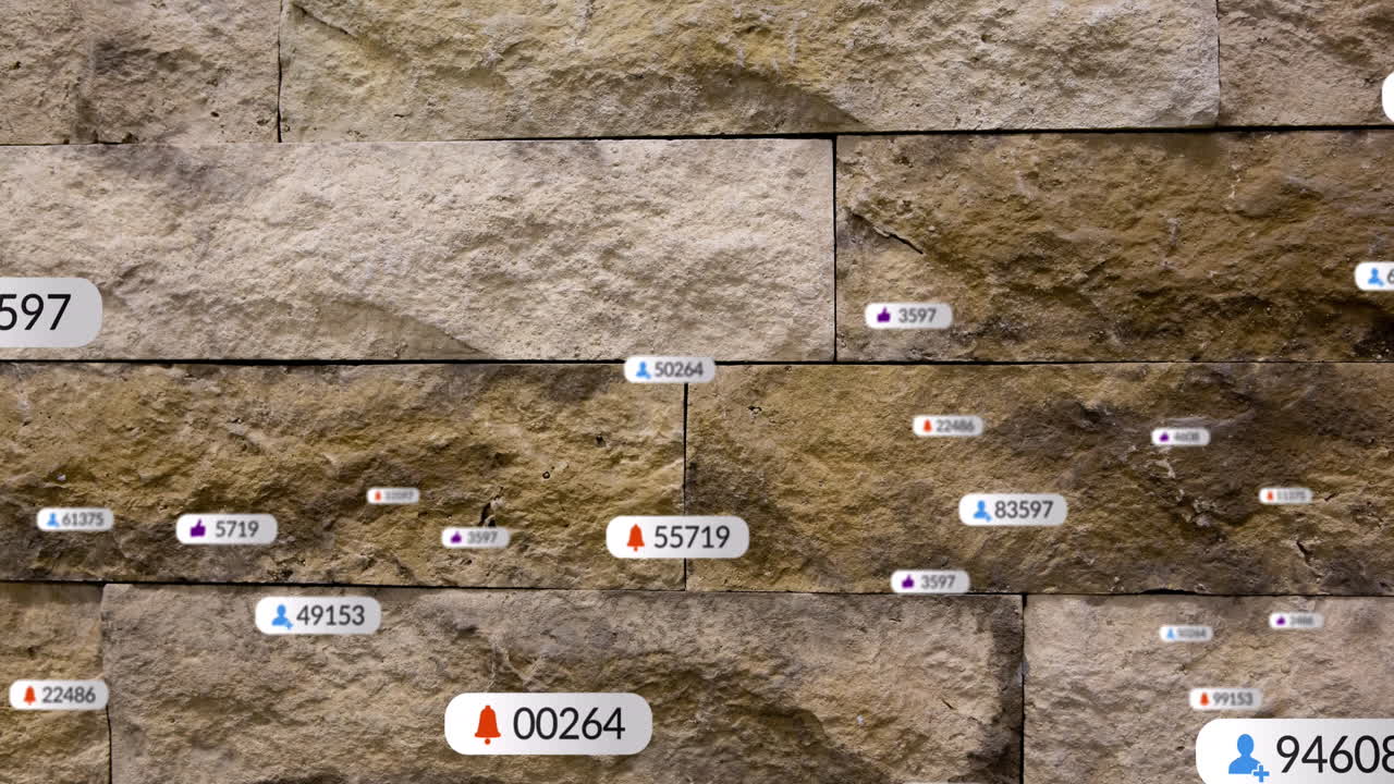 animación de iconos de redes sociales y texto sobre fondo de piedra