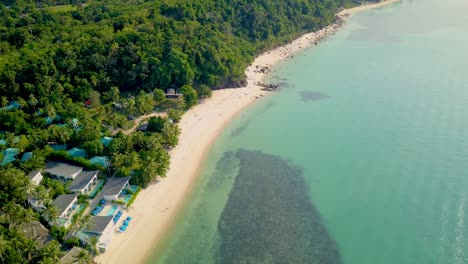 4K-Aerial-Front-View-of-Surin-Beach,-Phuket
